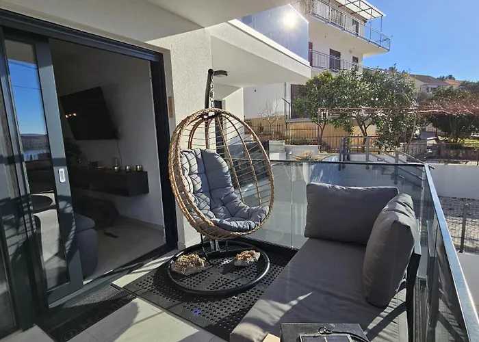 Apartament Sami *